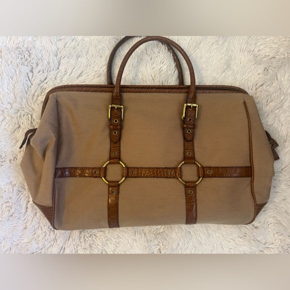 THE LIMITED WEEKENDER BAG - NEVER USED! - Picture 4 of 16